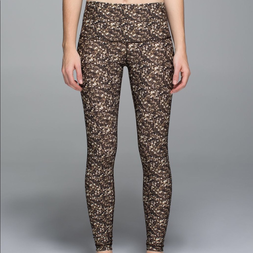 RARE GOLD SEQUIN LULULEMON LEGGINGS